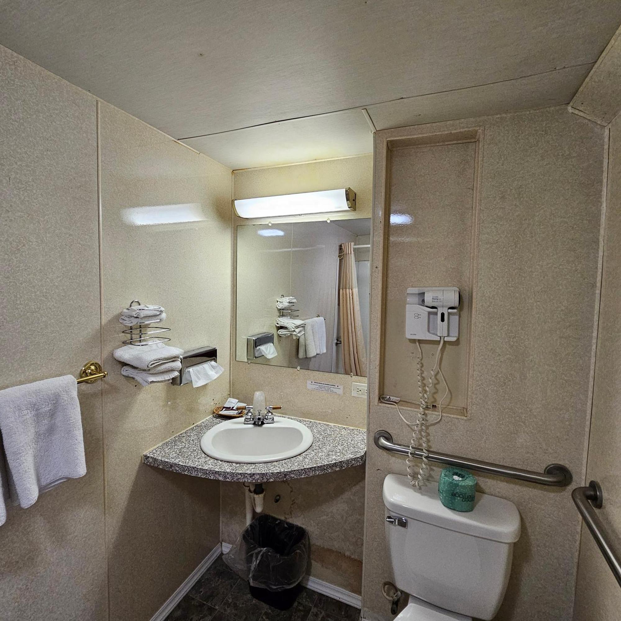 Home Motel Abbotsford Eksteriør billede